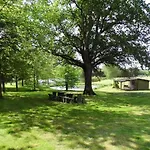 Familial Au Calme Avec étang Privé, Proche Nantes, Jardin, Activités, Et Accès Pmr - Fr-1-306-961