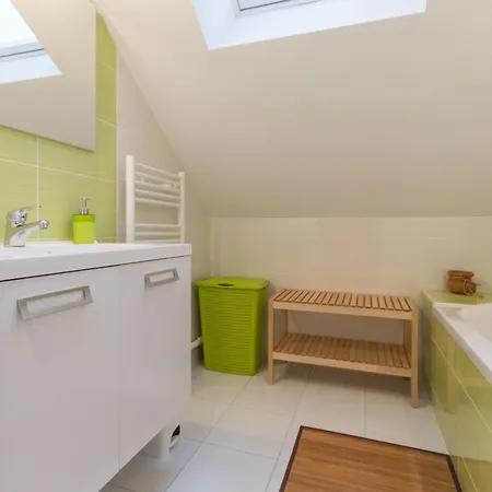 Familial Au Calme Avec Etang Prive, Proche Nantes, Jardin, Activites, Et Acces Pmr - Fr-1-306-961