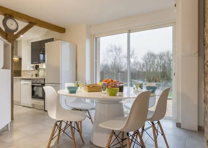 Familial Au Calme Avec Etang Prive, Proche Nantes, Jardin, Activites, Et Acces Pmr - Fr-1-306-961 * Nort-sur-Erdre (Loire-Atlantique)